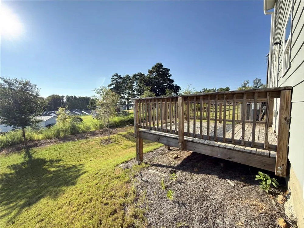 24 Berry Drive Dawsonville, GA 30534
