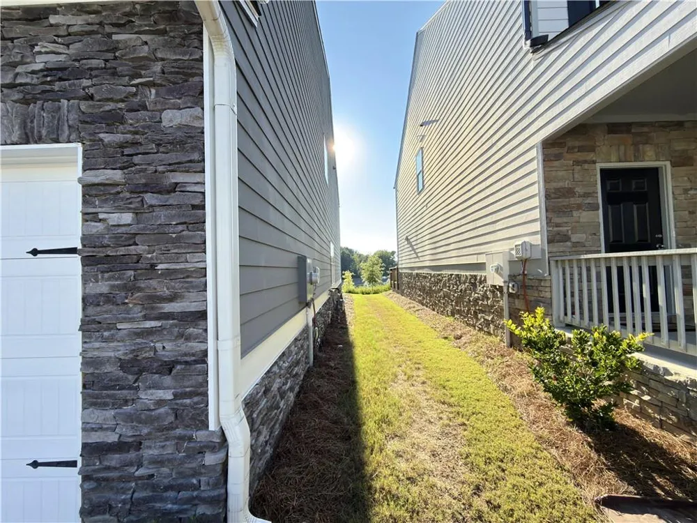 24 Berry Drive Dawsonville, GA 30534