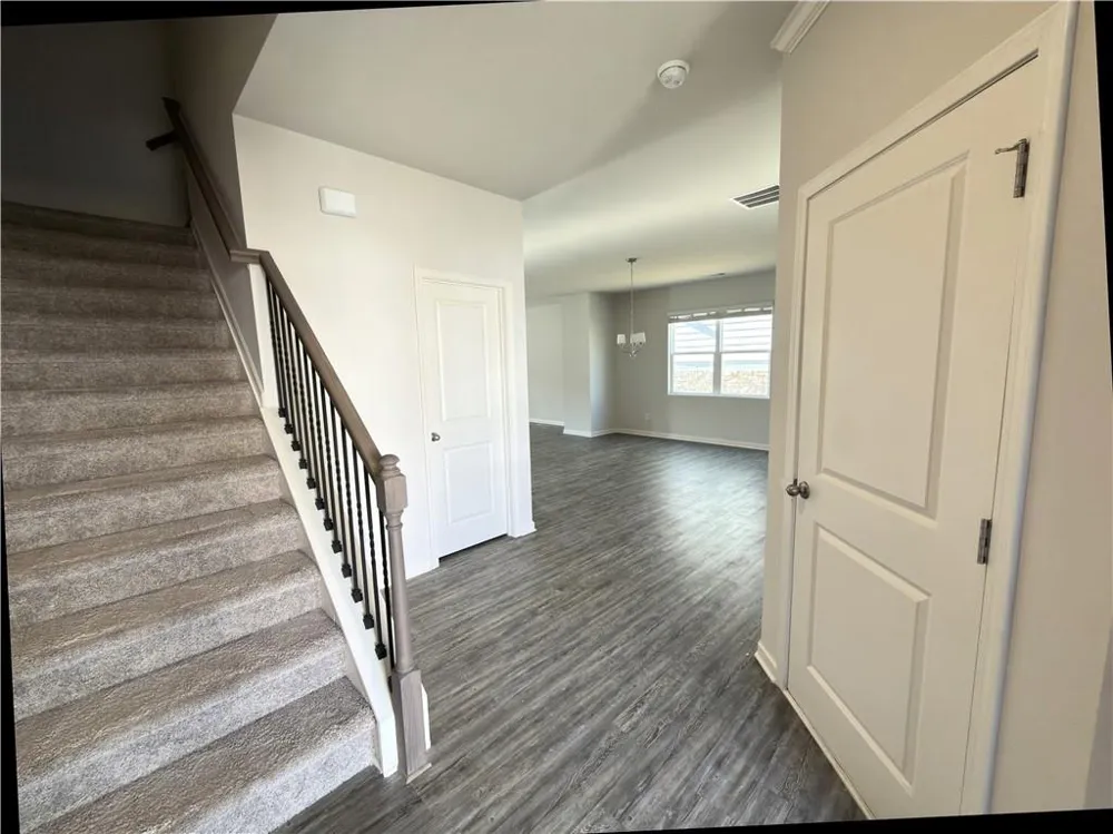 24 Berry Drive Dawsonville, GA 30534