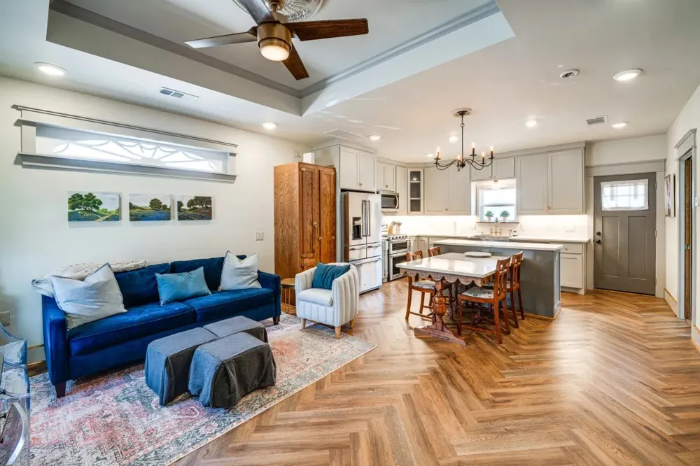 1614 Hubert Street Dallas, TX 75206