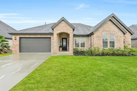 10015 Goliad Drive
