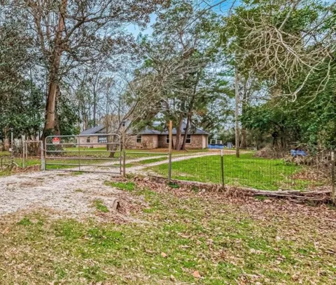 643 County Rd 3706a Drive