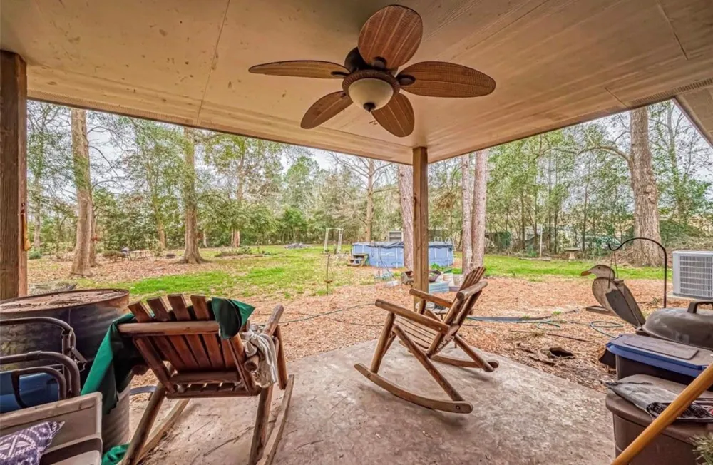 643 County Rd 3706a Drive Splendora, TX 77372
