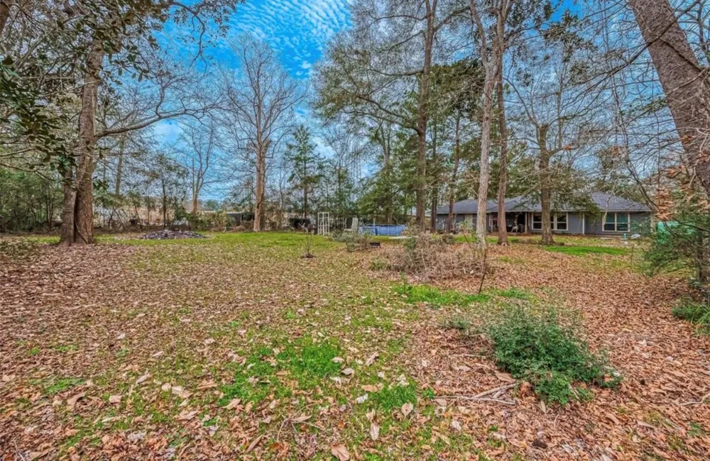 643 County Rd 3706a Drive Splendora, TX 77372