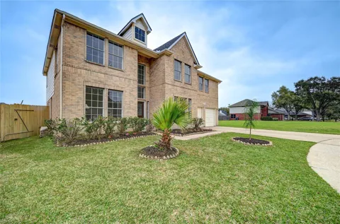 11906 Dinosaur Valley Drive