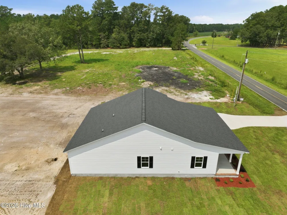 591 Batchelor Road Richlands, NC 28574