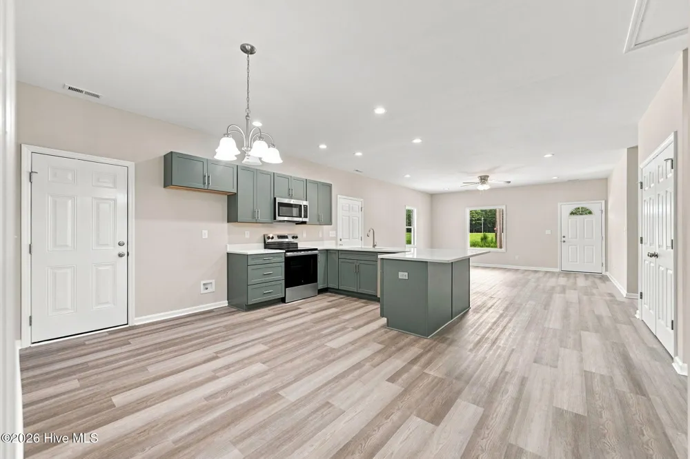 591 Batchelor Road Richlands, NC 28574