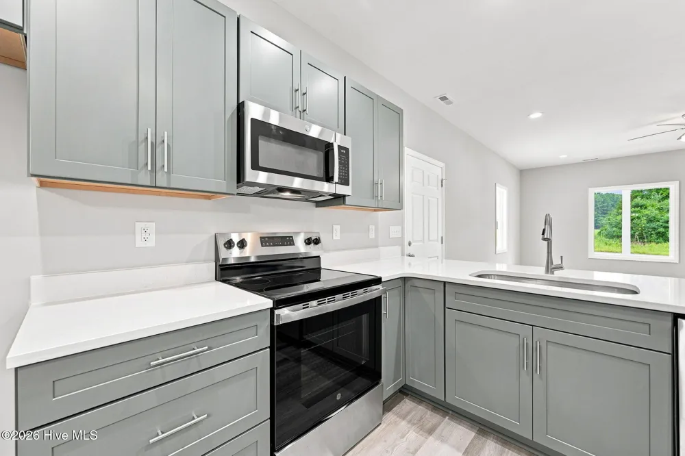 591 Batchelor Road Richlands, NC 28574