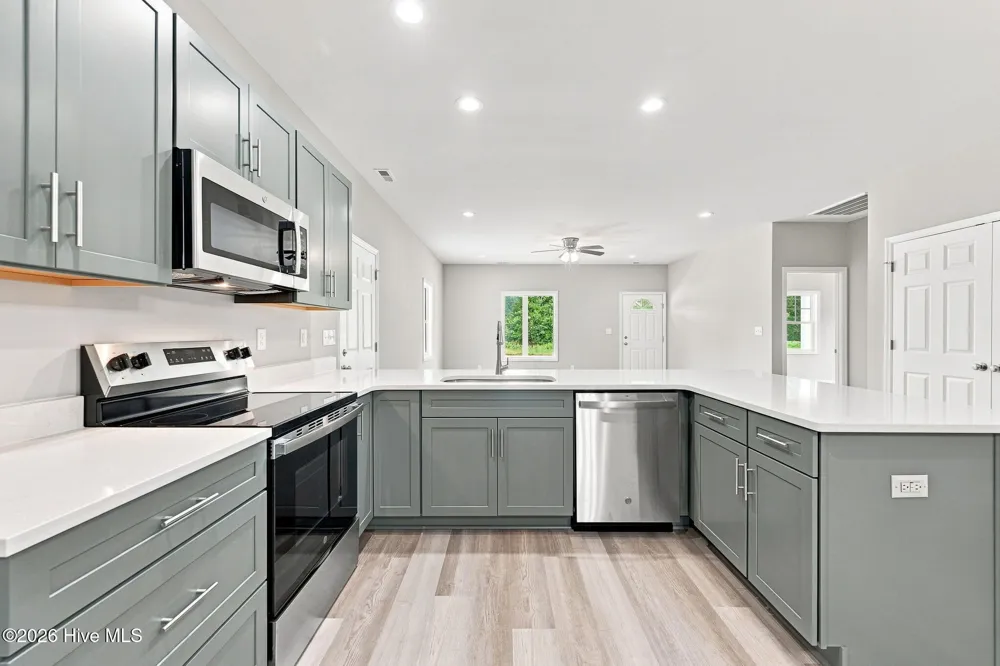 591 Batchelor Road Richlands, NC 28574
