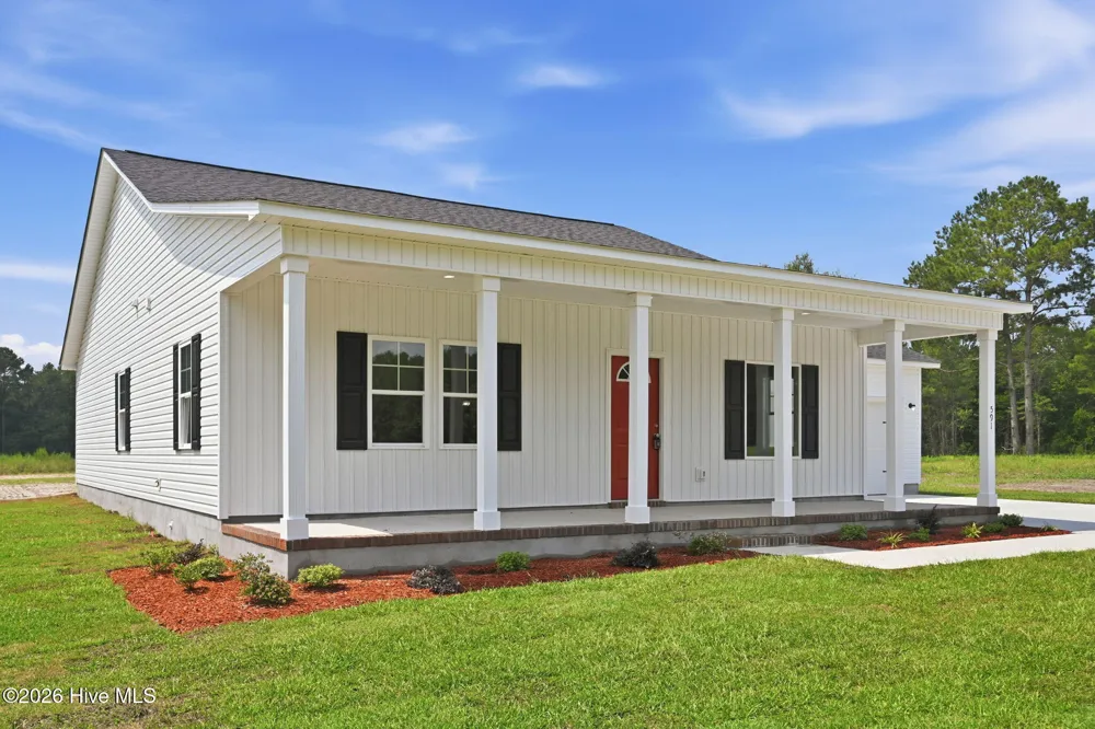 591 Batchelor Road Richlands, NC 28574