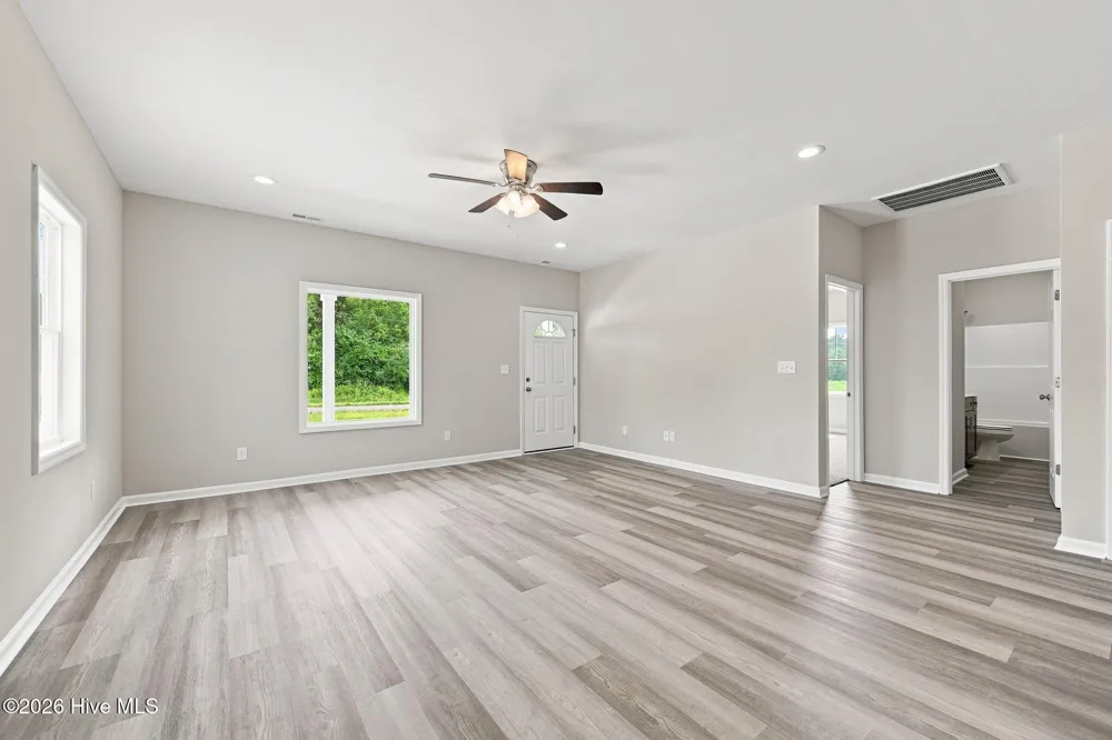 591 Batchelor Road Richlands, NC 28574