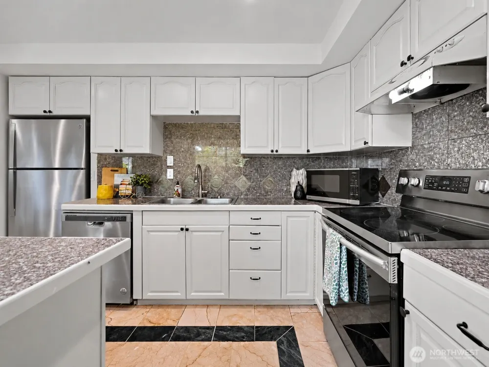 25503 151st Place SE Covington, WA 98042
