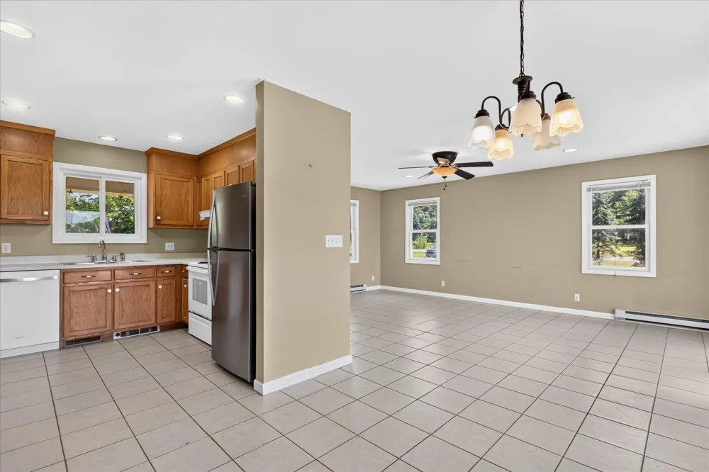 6859 Kruger Road Three Oaks Township, MI 49128