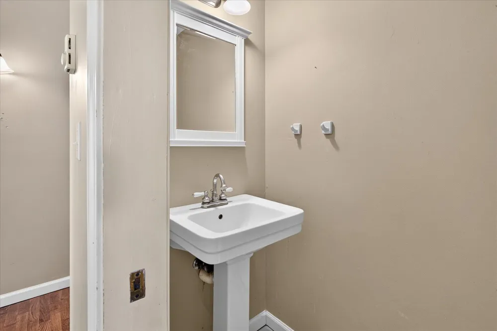 6859 Kruger Road Three Oaks Township, MI 49128