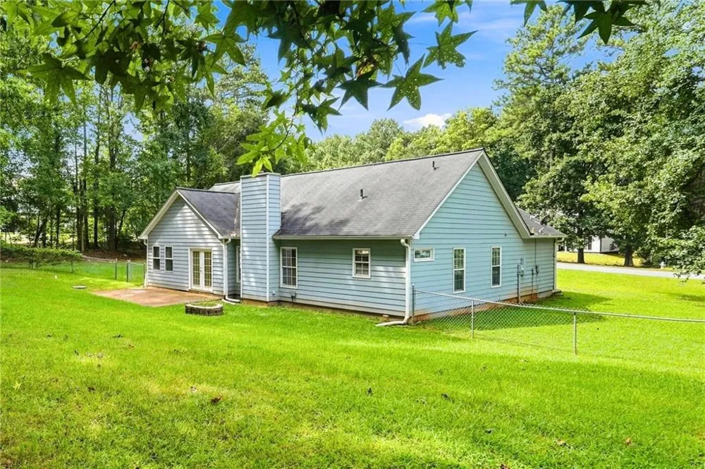 750 Flintlock Drive Dacula, GA 30019