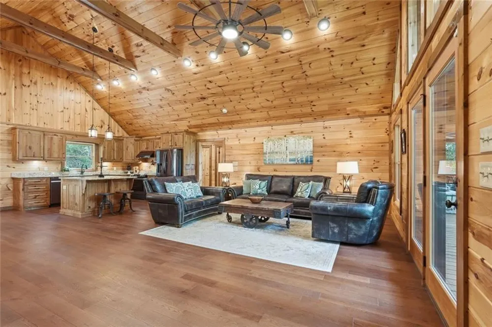 175 Stuart Drive Drive Mineral Bluff, GA 30559