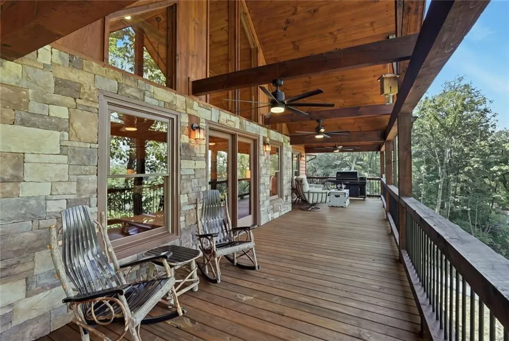 175 Stuart Drive Drive Mineral Bluff, GA 30559