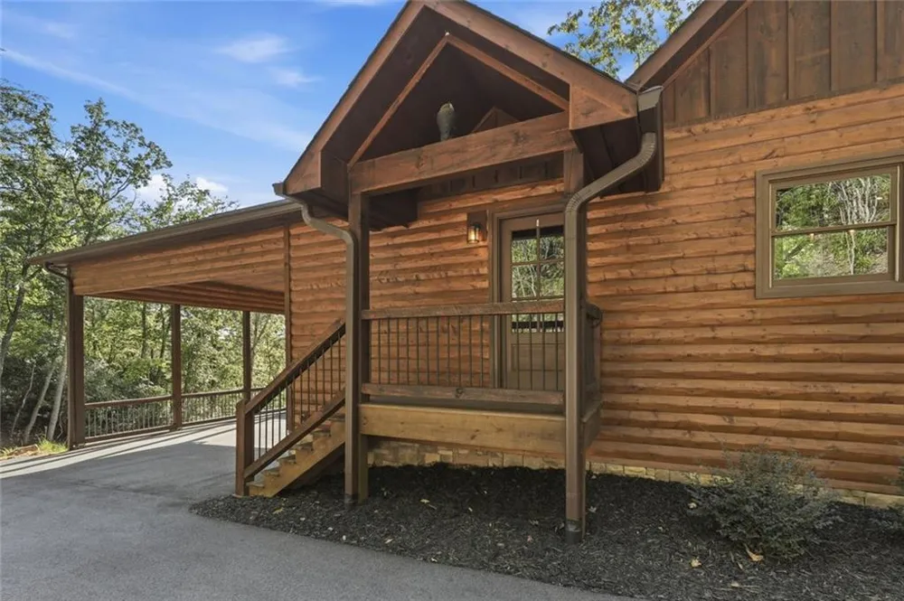 175 Stuart Drive Drive Mineral Bluff, GA 30559