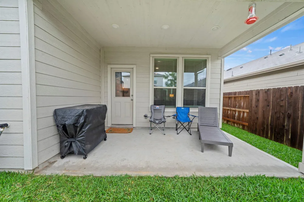 334 Maple Bark Trail Conroe, TX 77378
