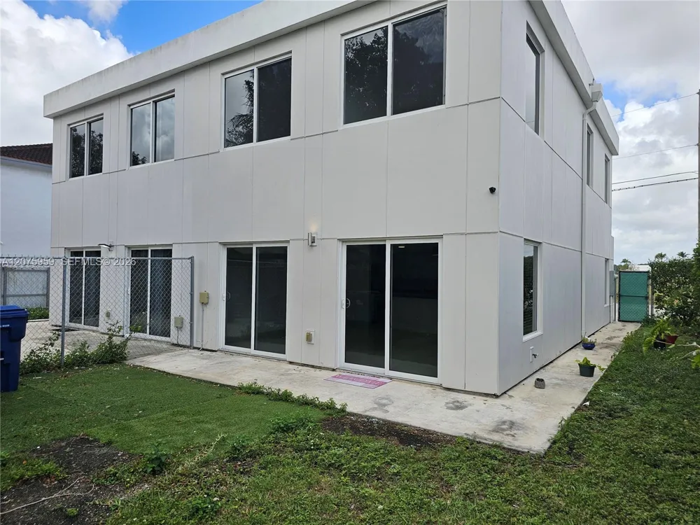 13660 SW 260th St Homestead, FL 33032