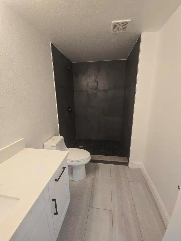 2807 VERONIA DRIVE #108 Palm Beach Gardens, FL 33410