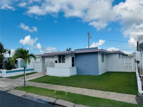 22 CLL SANTA ANA