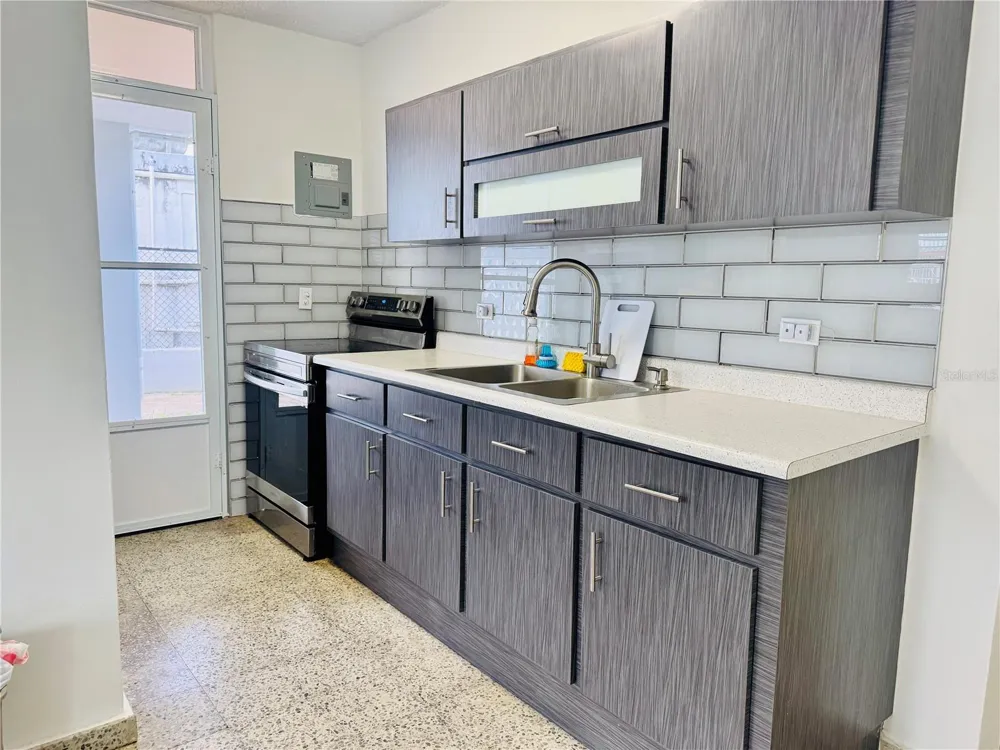 22 CLL SANTA ANA Caguas, PR 00727