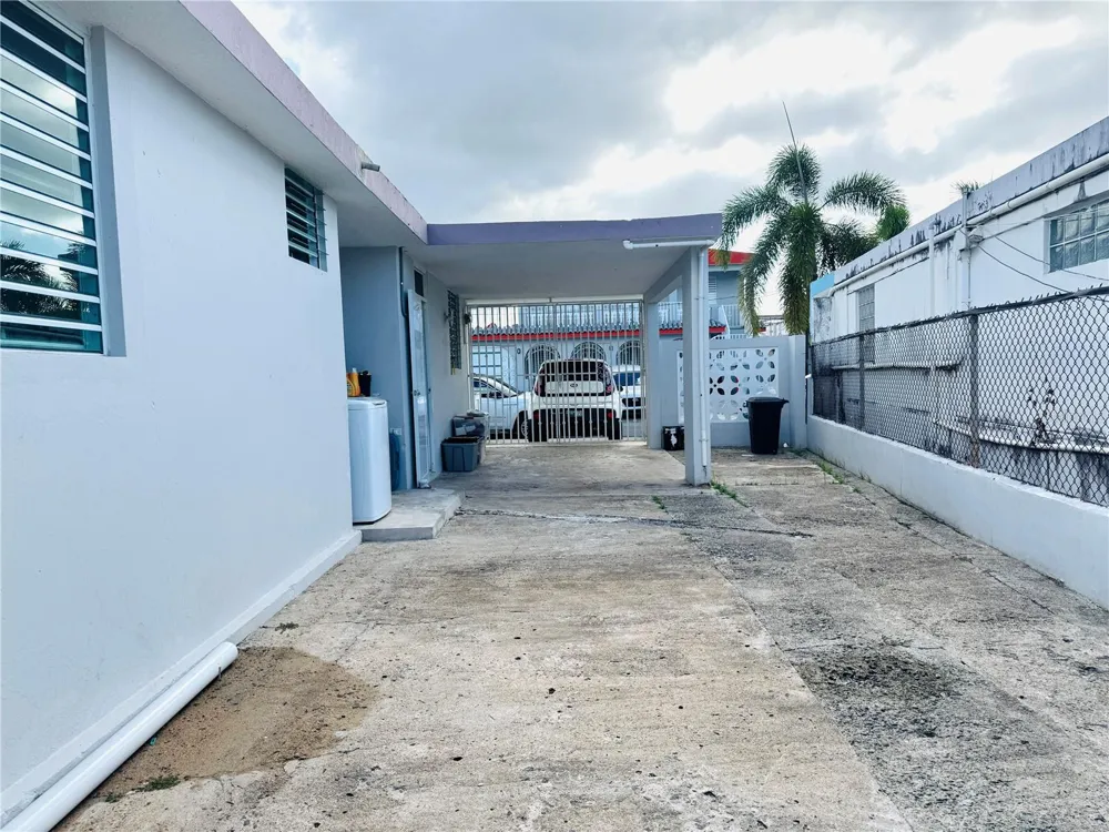 22 CLL SANTA ANA Caguas, PR 00727