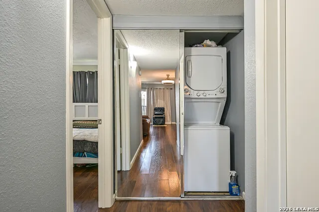 3220 69TH ST #APT J6 Galveston, TX 77551