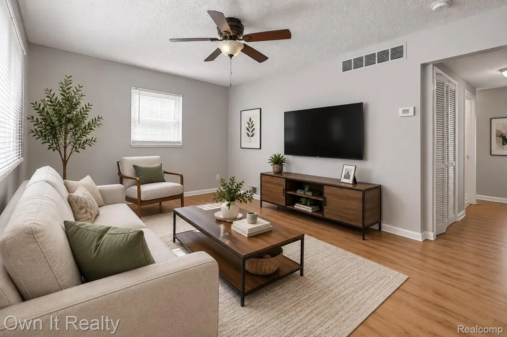 8082 Robert Street Taylor City, MI 48180