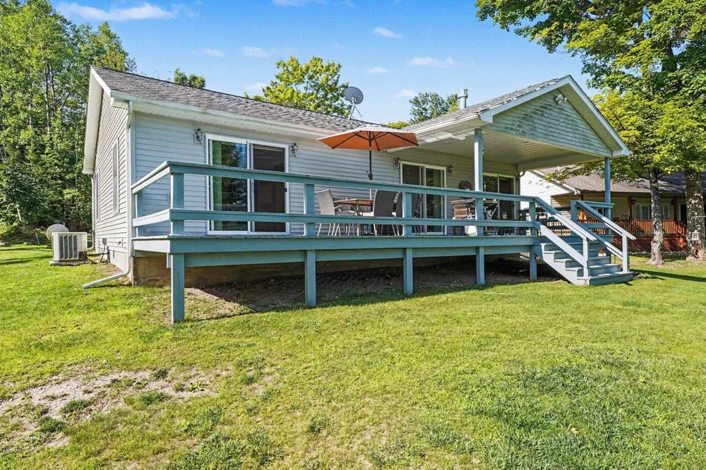 4422 S Sunset Drive Curtis Township, MI 48737
