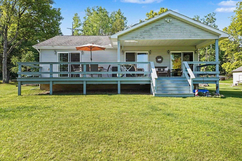 4422 S Sunset Drive Curtis Township, MI 48737