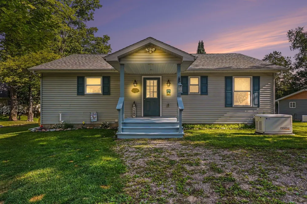 4422 S Sunset Drive Curtis Township, MI 48737