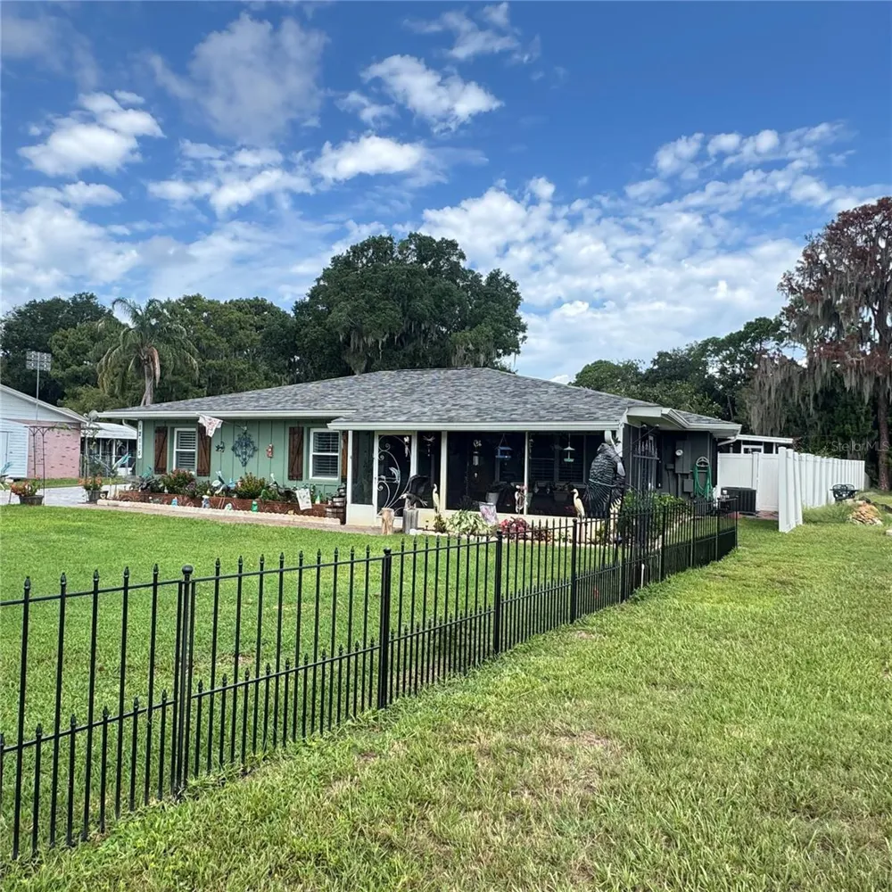 12115 VIRGINIA DRIVE Leesburg, FL 34788
