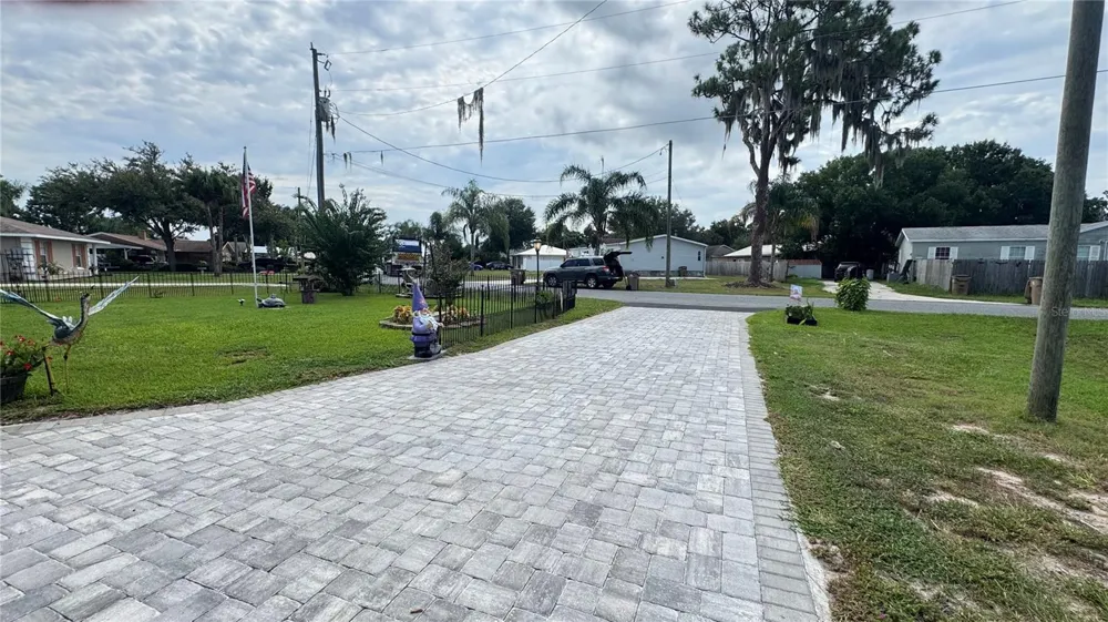 12115 VIRGINIA DRIVE Leesburg, FL 34788