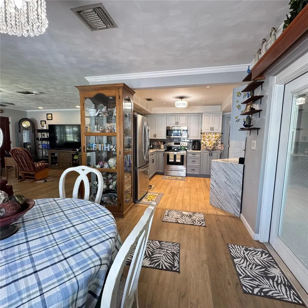 12115 VIRGINIA DRIVE Leesburg, FL 34788