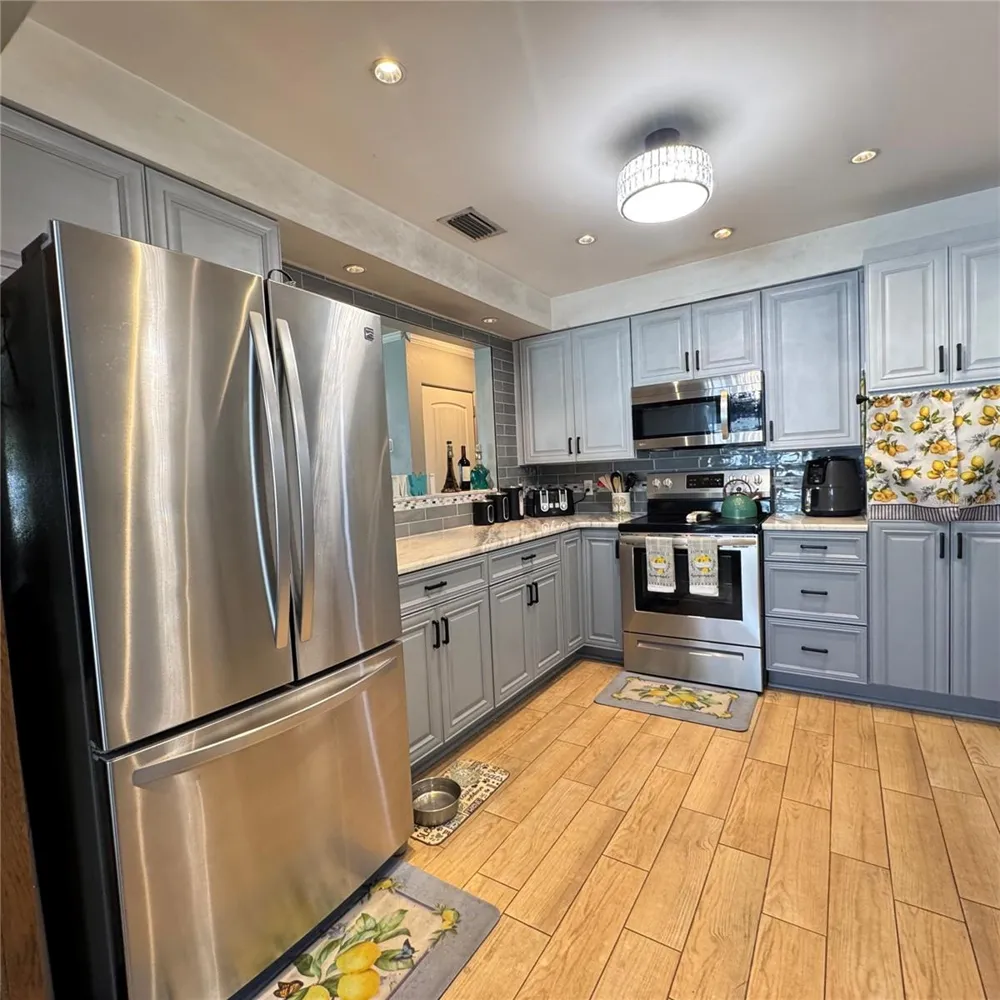 12115 VIRGINIA DRIVE Leesburg, FL 34788