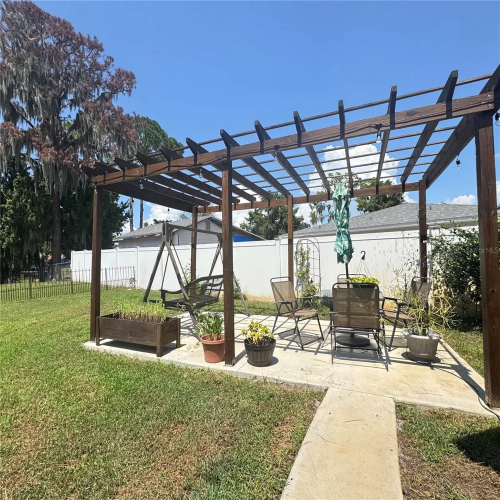 12115 VIRGINIA DRIVE Leesburg, FL 34788