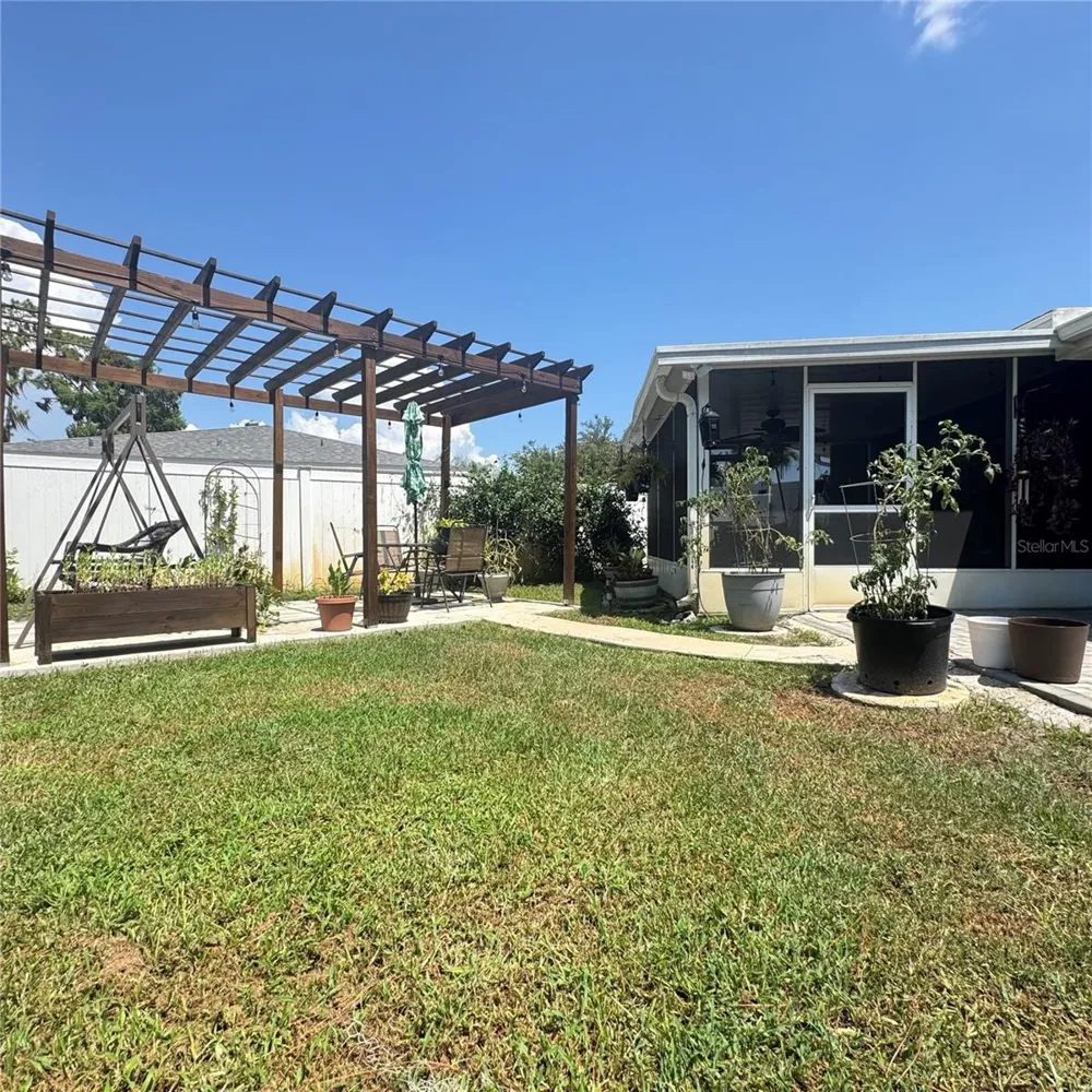 12115 VIRGINIA DRIVE Leesburg, FL 34788