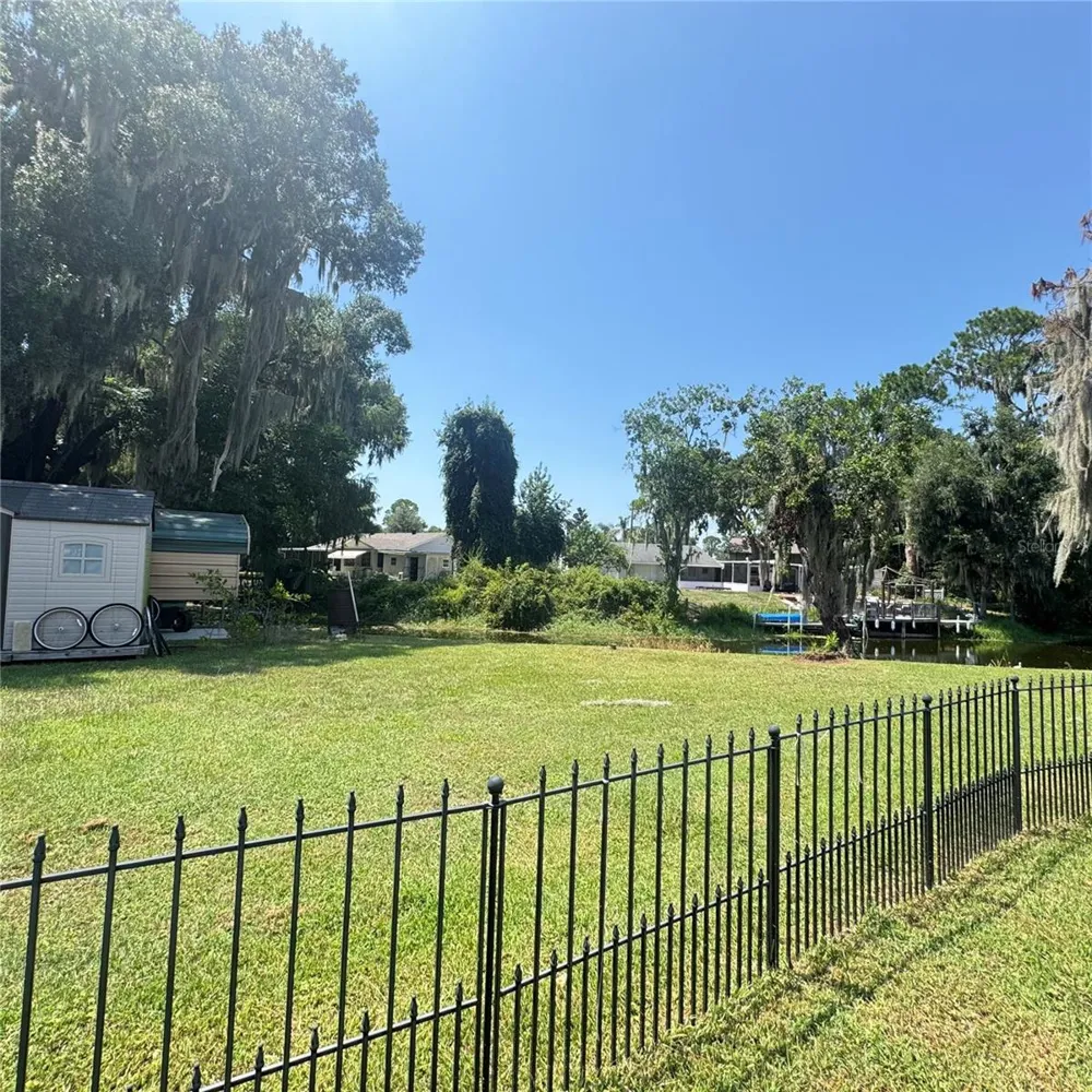 12115 VIRGINIA DRIVE Leesburg, FL 34788