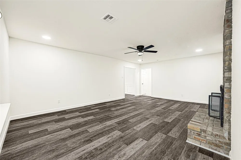 1711 Big Horn Drive Houston, TX 77090