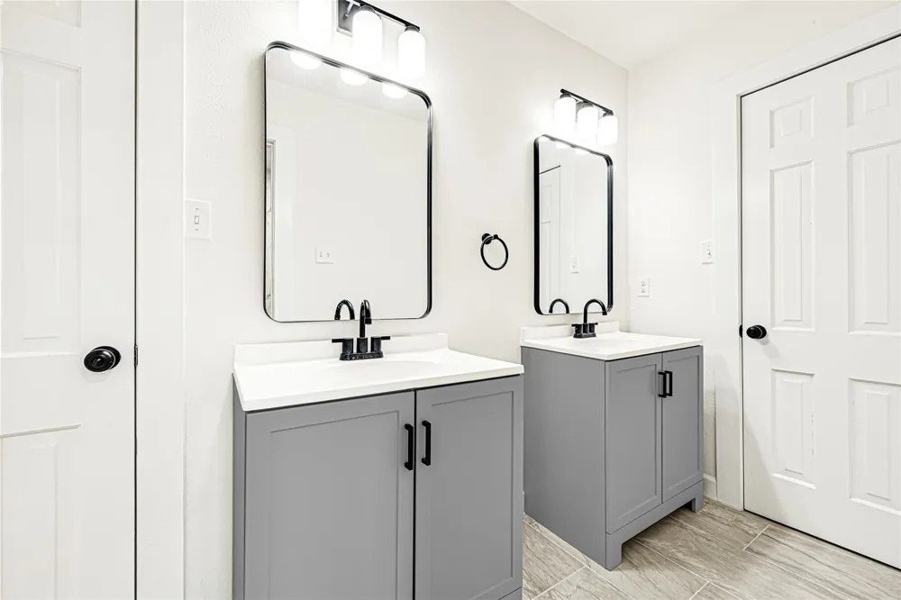 1711 Big Horn Drive Houston, TX 77090