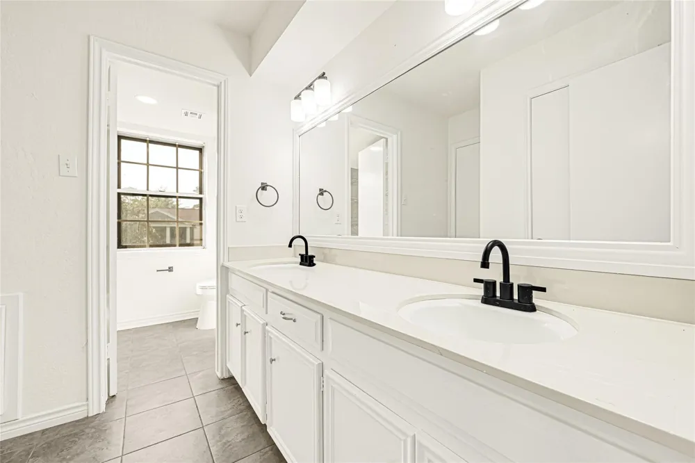 1711 Big Horn Drive Houston, TX 77090