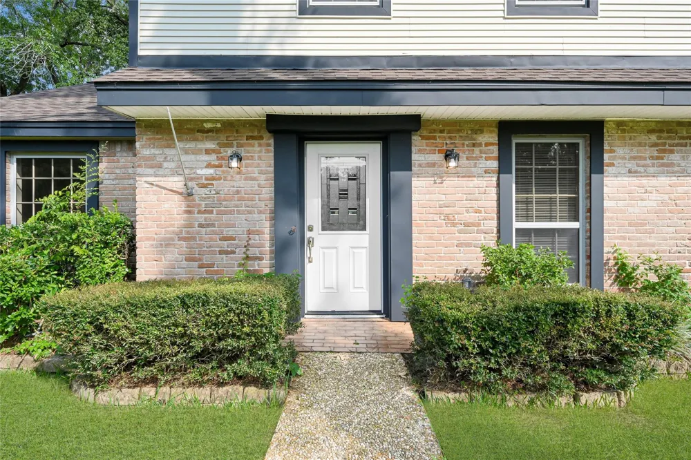 1711 Big Horn Drive Houston, TX 77090