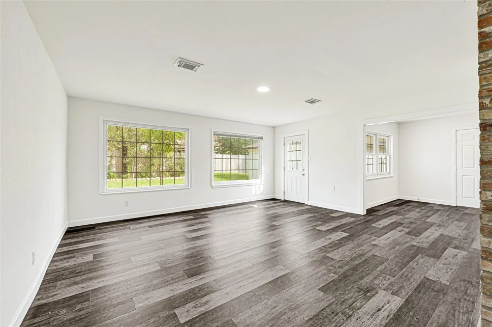 1711 Big Horn Drive Houston, TX 77090