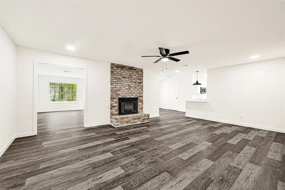 1711 Big Horn Drive Houston, TX 77090