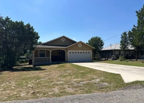 1966 Lakeview Drive