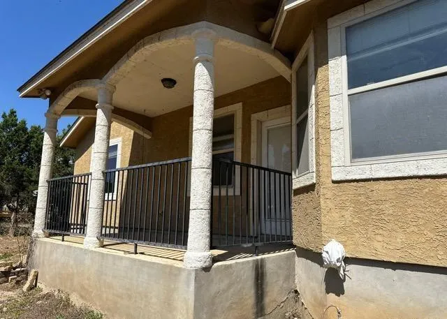1966 Lakeview Drive Canyon Lake, TX 78133