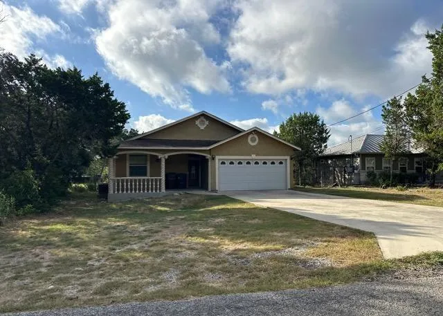 1966 Lakeview Drive Canyon Lake, TX 78133