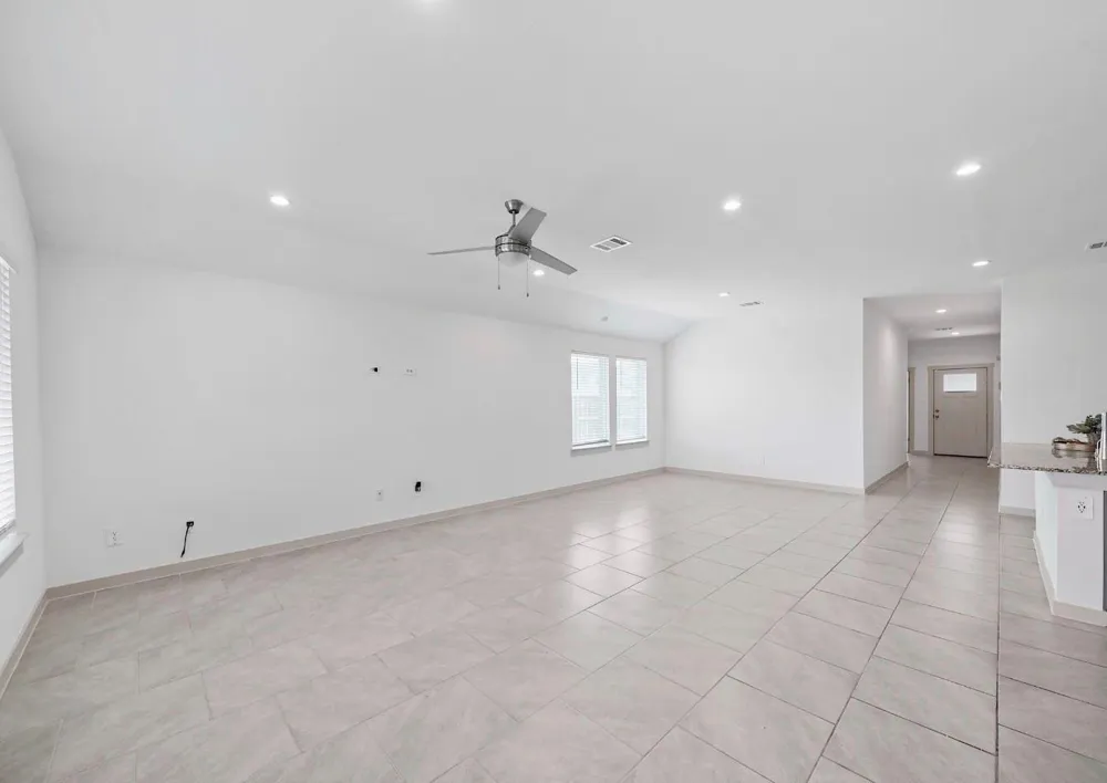 5002 Natchez Trace Arcola, TX 77545